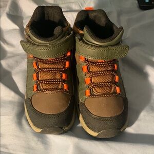 Ozark Trail Kids Boots - Olive and Brown